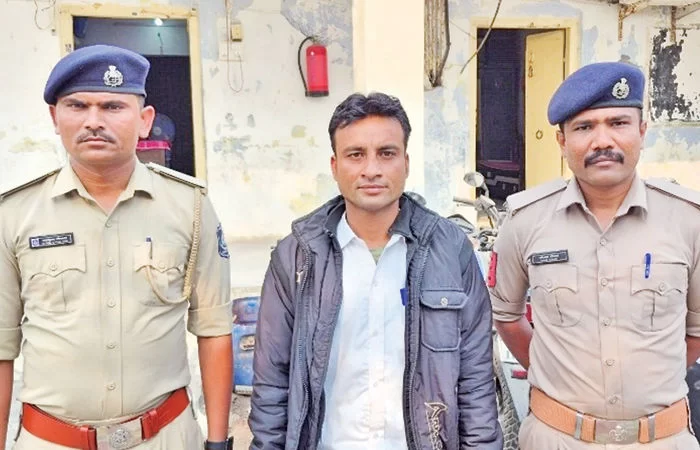 તારાપુરના રીંઝા ગામેથી નકલી ડૉક્ટર ઝડપાયો