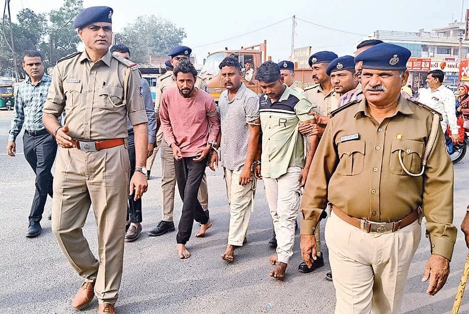 ગુજરાતમાં હવે નહીં નીકળે આરોપીઓના 'વરઘોડા': હાઈકોર્ટની ફટકાર બાદ પોલીસ વિભાગનો મોટો નિર્ણય